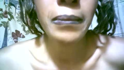 elenah013 online show from December 2024 03:00:01 PM