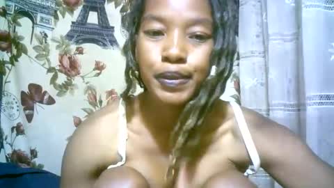elenah013 online show from December 2024 09:44:01 AM