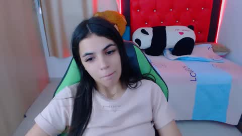 agnes online show from January 2025 08:53:02 PM