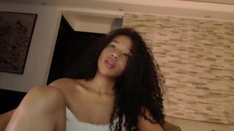 Elenna online show from December 2024 11:36:02 PM