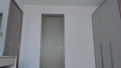 Eleonora online show from February 2025 08:21:01 AM