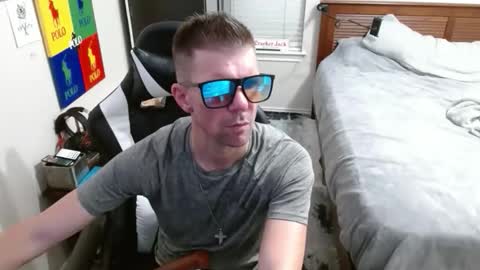 Walker online show from October 2025 07:56:01 AM