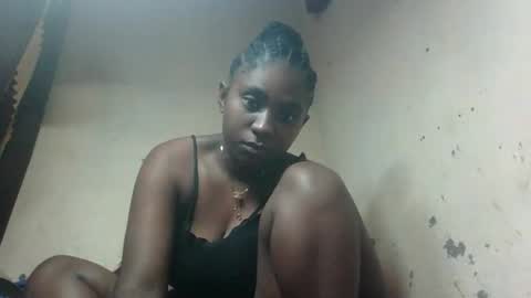 Snapshot of eliannee chatting on January 2026 07:30:01 PM eliannee online show from January 2026 07:30:01 PM