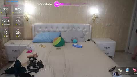 Luna online show from June 2026 11:28:01 PM