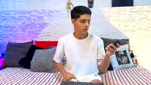 elias_salvatore_ online show from July 2026 05:16:02 PM