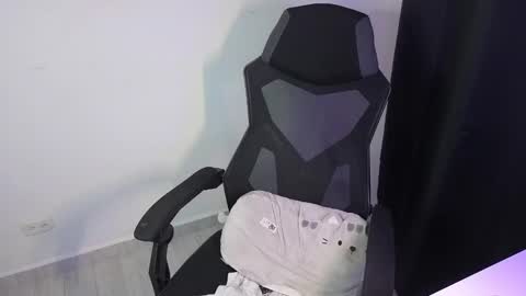 elias online show from March 2025 01:56:02 AM