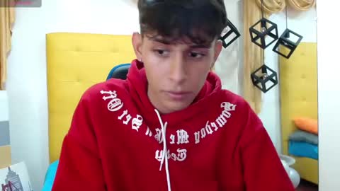 E L I A S online show from February 2025 03:23:02 AM