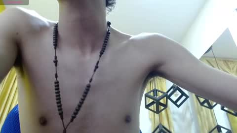 E L I A S online show from February 2025 07:55:01 AM