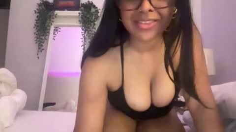 Snapshot of elibabyyy2 chatting on February 2026 05:44:01 AM elibabyyy2 online show from February 2026 05:44:01 AM