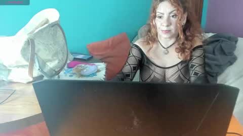 Snapshot of elif__girasol chatting on February 2025 05:52:02 PM elifgirasol online show from February 2025 05:52:02 PM