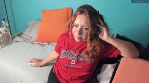 Snapshot of elif__girasol chatting on February 2025 11:47:02 PM elifgirasol online show from February 2025 11:47:02 PM