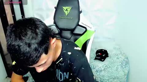 Snapshot of elii_797 chatting on December 2024 01:31:02 PM bby-santy online show from December 2024 01:31:02 PM