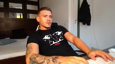 Snapshot of elijahthorne chatting on February 2026 10:11:01 AM ElijahThorne online show from February 2026 10:11:01 AM