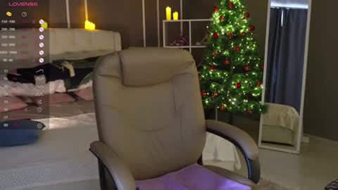 Elina online show from December 2024 07:18:02 AM