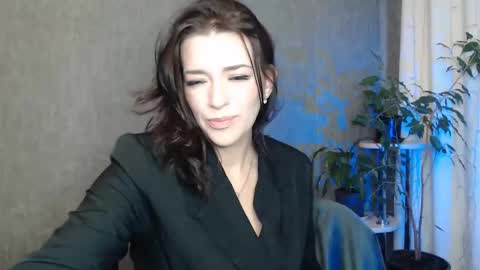 Elina online show from May 2026 10:55:01 PM