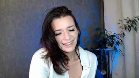 Snapshot of elinapretty chatting on June 2026 11:08:01 PM Elina online show from June 2026 11:08:01 PM