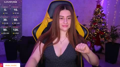 Elina online show from December 2024 06:30:02 PM