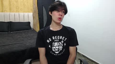 Snapshot of elio_collem chatting on January 2025 05:16:01 AM ELIO online show from January 2025 05:16:01 AM