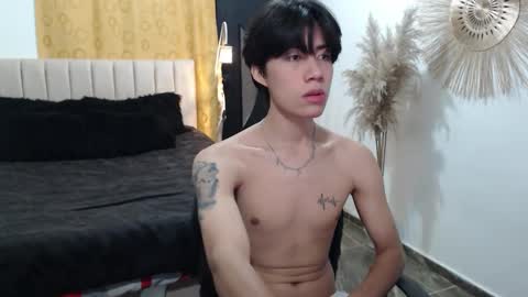 Snapshot of elio_collem chatting on September 2025 04:12:02 AM ELIO online show from September 2025 04:12:02 AM