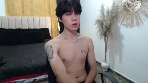 Snapshot of elio_collem chatting on September 2025 03:54:01 AM ELIO online show from September 2025 03:54:01 AM