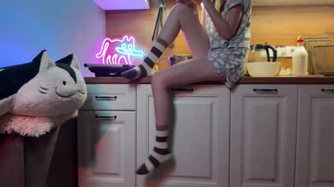 Snapshot of elisa_north chatting on September 2025 04:07:01 PM Elisa North online show from September 2025 04:07:01 PM