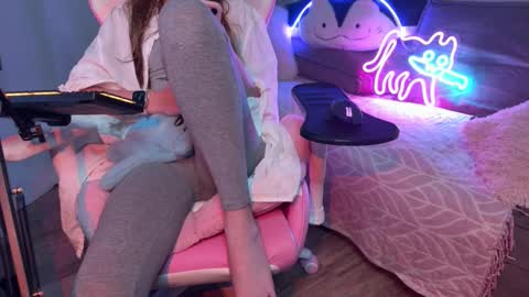 Snapshot of elisa_north chatting on September 2025 01:24:01 PM Elisa North online show from September 2025 01:24:01 PM