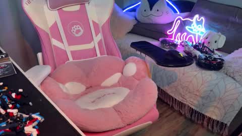 Snapshot of elisa_north chatting on October 2025 01:44:01 PM Elisa North online show from October 2025 01:44:01 PM