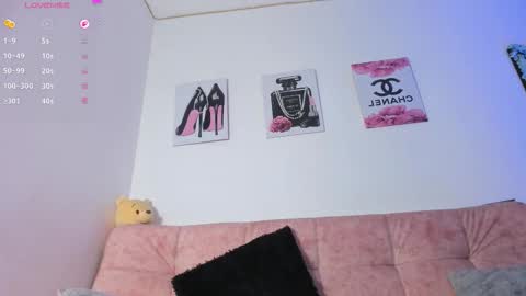    online show from December 2025 12:54:01 PM