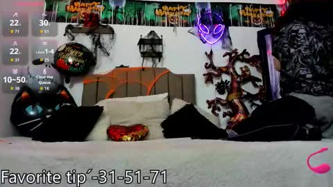 Elizabeth  online show from October 2025 10:05:01 AM