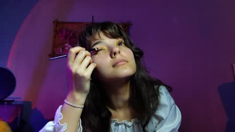 Elin online show from April 2026 01:08:02 PM