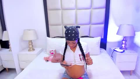 elisabettamonroy online show from October 2025 04:42:02 PM