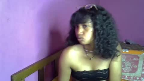 elisah01 online show from February 2026 04:49:01 PM