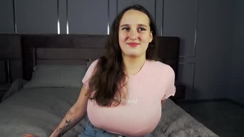 Snapshot of elisaminix_ chatting on December 2024 01:17:01 PM Elison online show from December 2024 01:17:01 PM