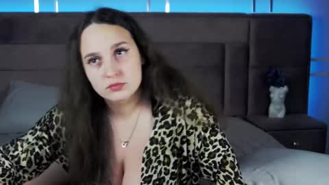 Snapshot of elisaminix_ chatting on December 2024 12:51:02 PM Elison online show from December 2024 12:51:02 PM