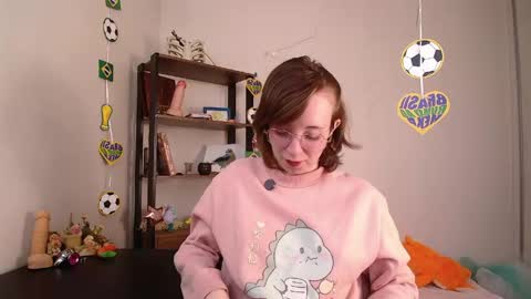 Snapshot of elise_nyx chatting on June 2026 11:55:01 AM elise_nyx online show from June 2026 11:55:01 AM