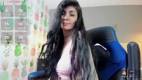 E L I S S A online show from December 2024 07:30:02 PM