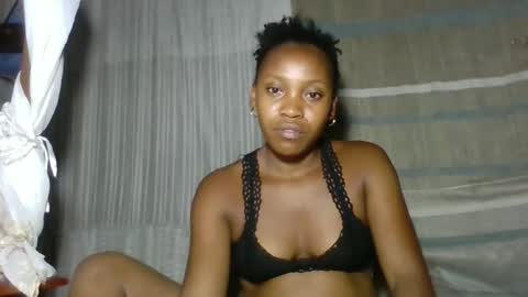Snapshot of elita12010 chatting on April 2026 09:17:02 PM elita12010 online show from April 2026 09:17:02 PM