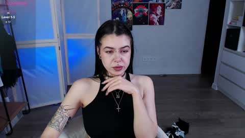 Snapshot of eliza_benet_ chatting on January 2025 04:30:02 PM Ari online show from January 2025 04:30:02 PM