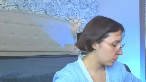 Eliza online show from March 2026 07:41:01 PM