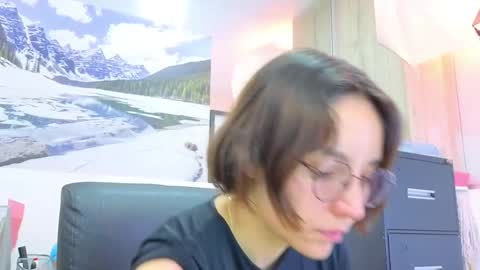 Eliza online show from May 2026 05:00:01 PM