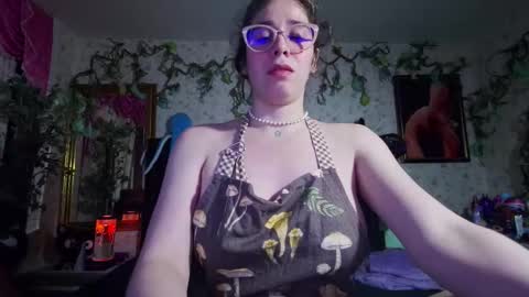 Snapshot of elizabeth77_ chatting on November 2025 11:10:01 AM Elizabeth online show from November 2025 11:10:01 AM