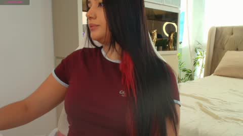 Elezabeth online show from April 2026 11:15:01 AM