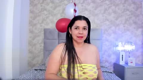 Elizabeth online show from February 2025 01:22:01 AM