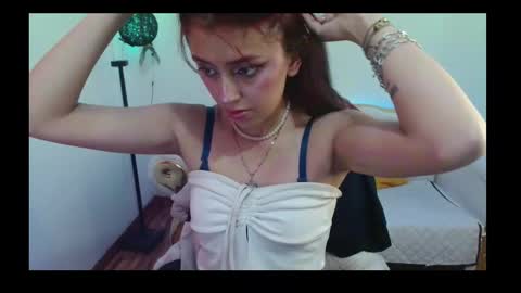 Snapshot of elizabeth_loren1 chatting on October 2025 04:07:02 PM elizabeth_loren1 online show from October 2025 04:07:02 PM