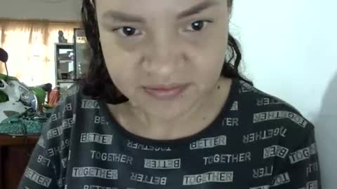 Elizabeth Martinez  online show from December 2025 04:02:01 PM