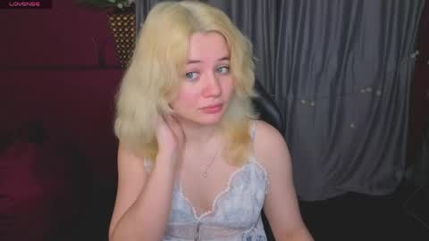 Snapshot of elizabeth_rready chatting on May 2026 06:09:01 PM Elizabeth online show from May 2026 06:09:01 PM
