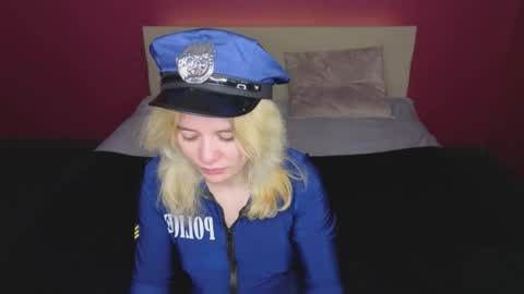 Snapshot of elizabeth_rready chatting on June 2026 01:40:01 AM Elizabeth online show from June 2026 01:40:01 AM
