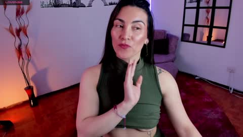 Elizabeth online show from January 2025 09:50:01 PM