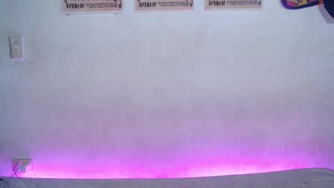 Elizabeth Taylor online show from March 2025 02:41:01 AM