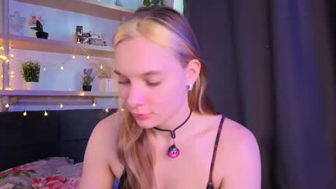 Snapshot of elizabethandersen chatting on May 2026 01:21:02 AM Elizabeth online show from May 2026 01:21:02 AM